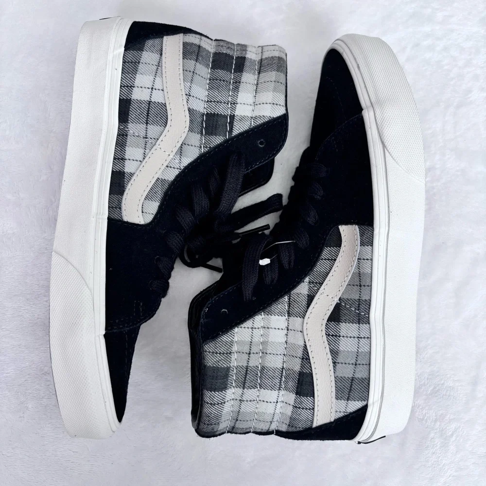 VANS SK8-Hi Grunge Black & Gray Plaid Suede High Top Sneakers--NEW--5.5M
